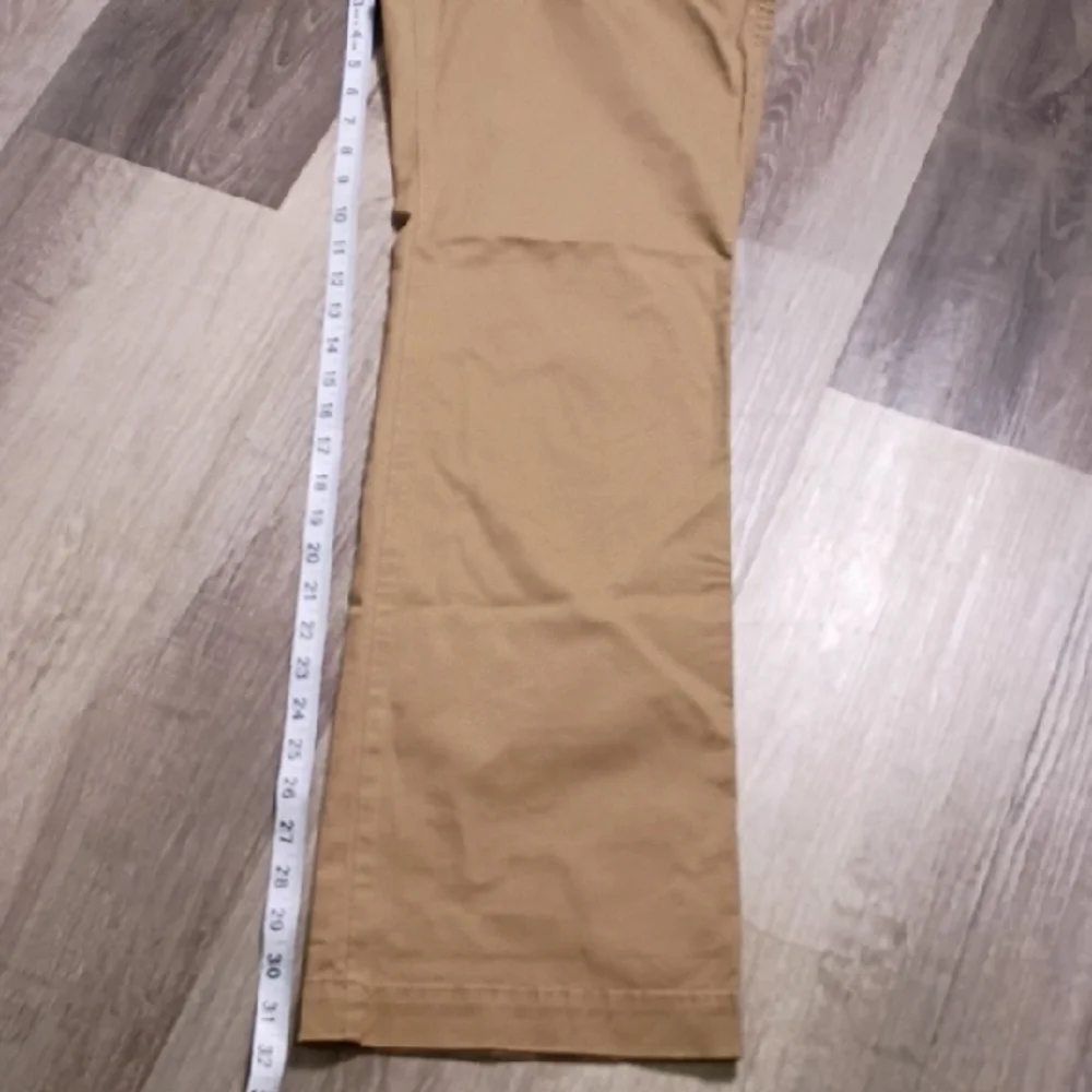 Old‎ Navy Women's Tan Straight Leg Jeans